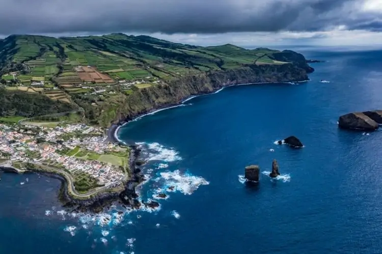 ponta da ferraria açores