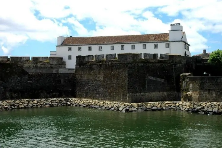 Forte de São Brás e Museu Militar 