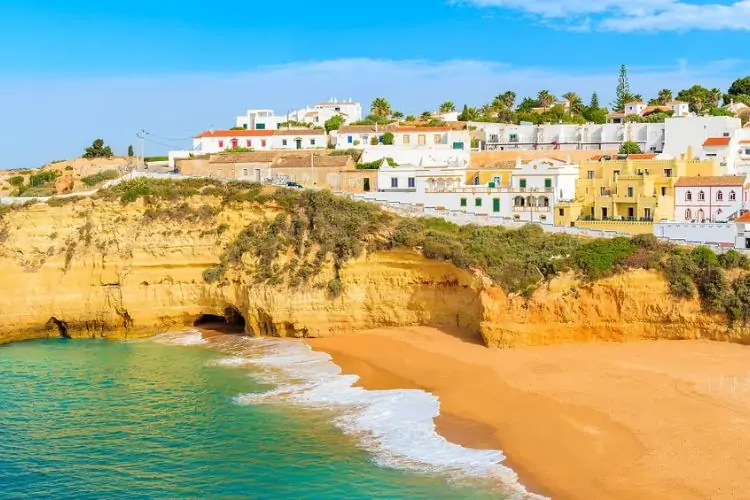 Praia do Carvoeiro