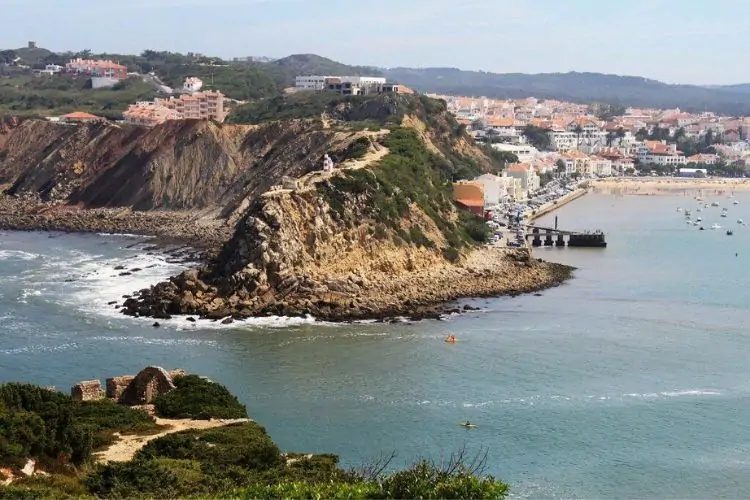 praia de são martinho do Porto- Caldas da Rainha