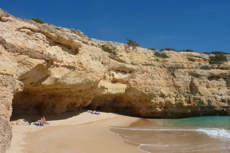 Praia da Albandeira