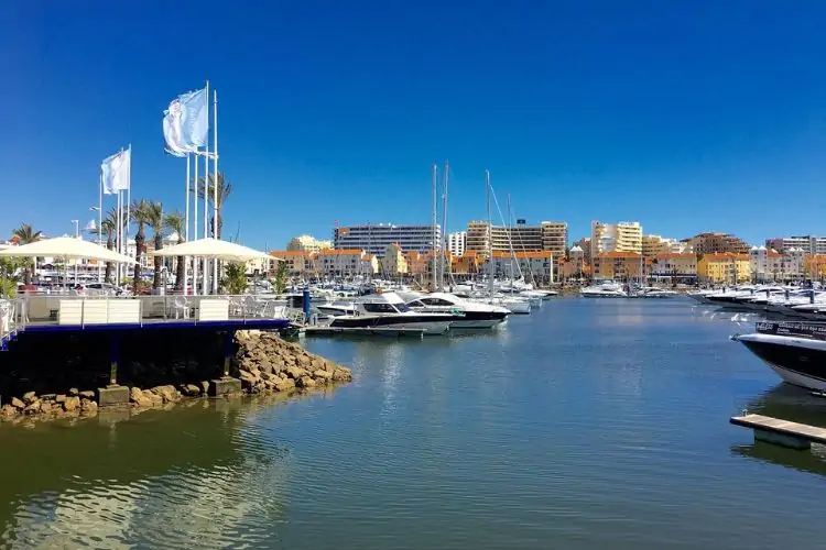 Conheça quais são as principais cidades do Algarve em Portugal, Marina de vilamoura